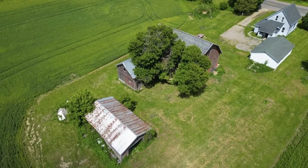 1711 N Sheridan Road Venice Township MI 48849