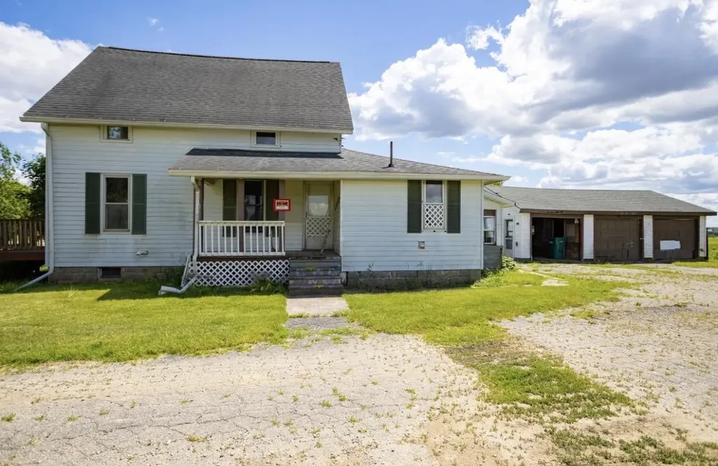 1711 N Sheridan Road Venice Township MI 48849