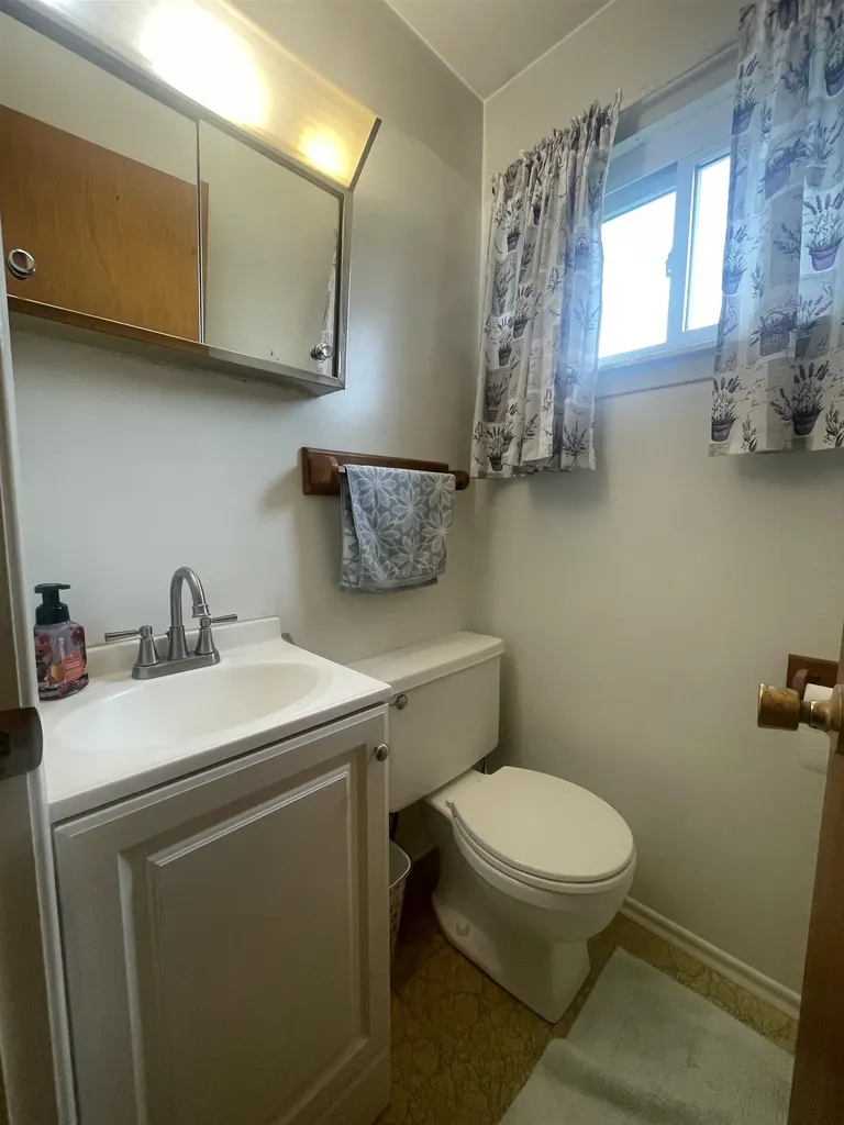 12055 W Lennon Road Clayton Charter Township MI 48449