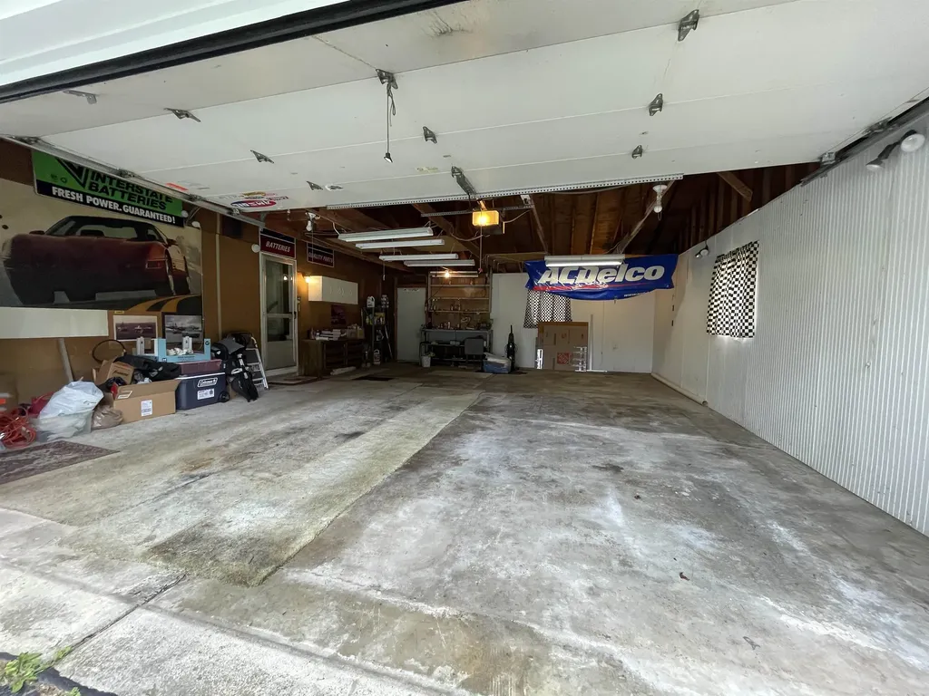12055 W Lennon Road Clayton Charter Township MI 48449