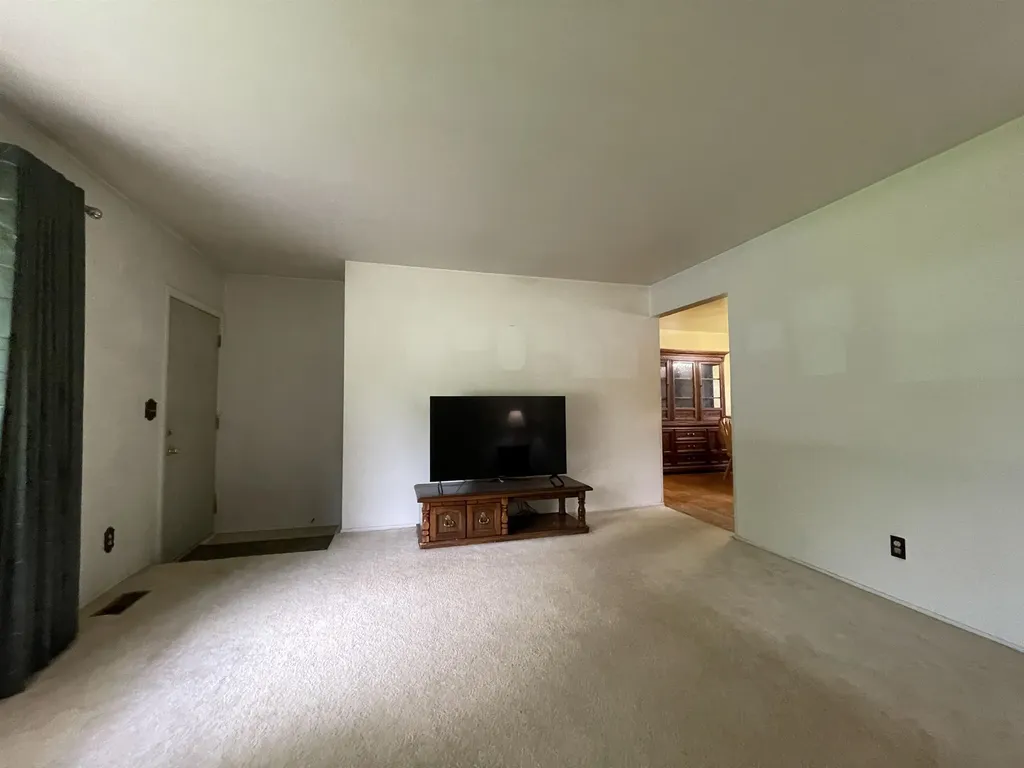 12055 W Lennon Road Clayton Charter Township MI 48449