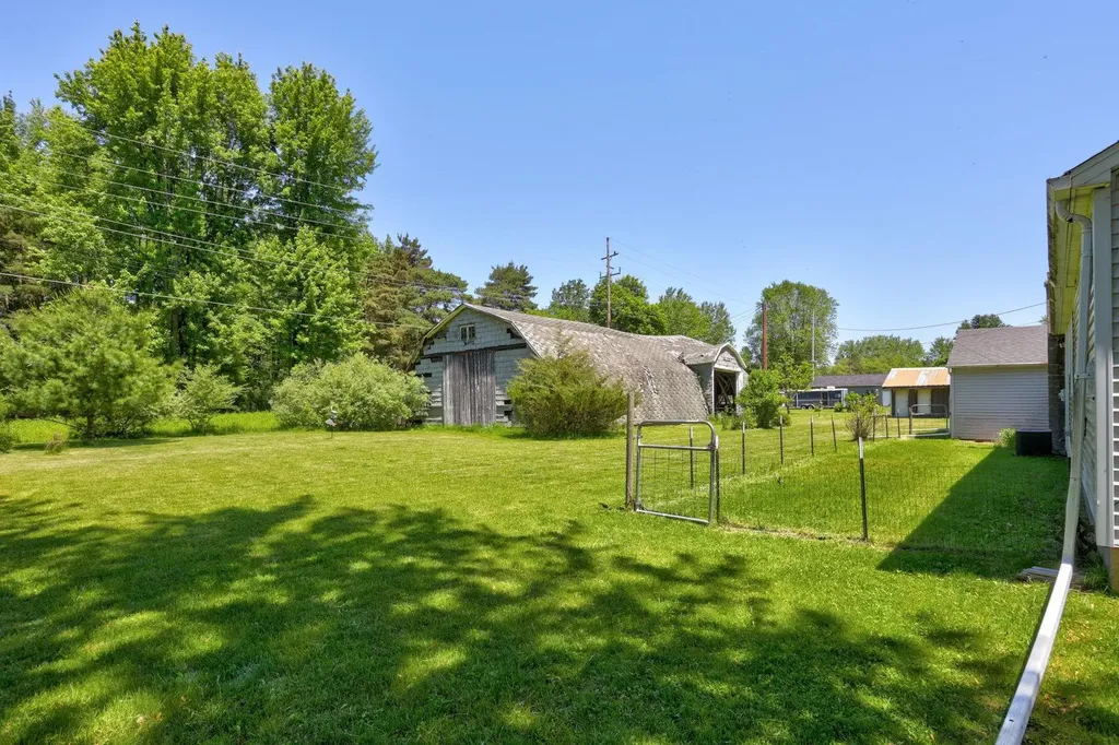 359 Gaway Street Vassar Township MI 48768