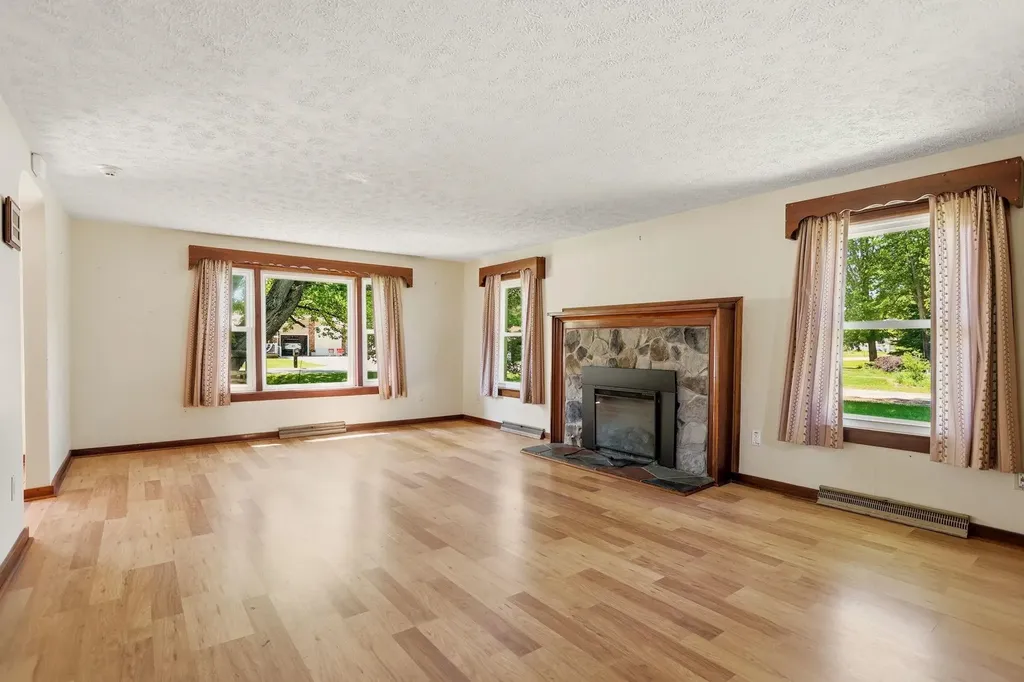 359 Gaway Street Vassar Township MI 48768