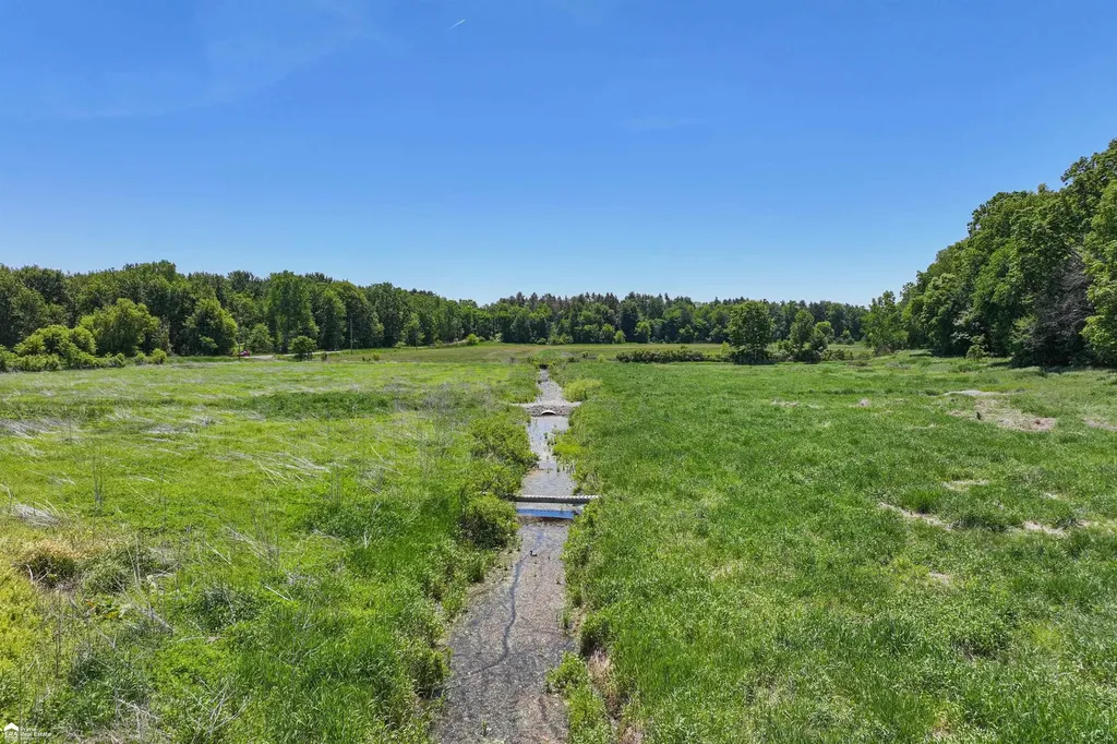 000 S Henderson Road Davison Township MI 48423