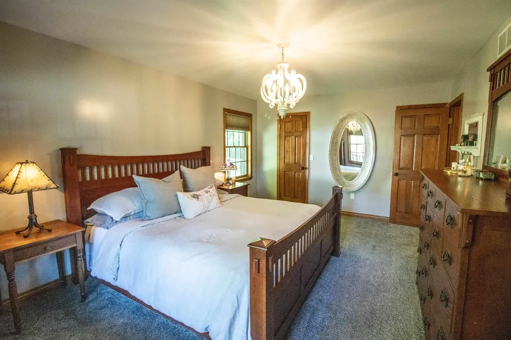 5090 W Frances Road Vienna Charter Township MI 48420