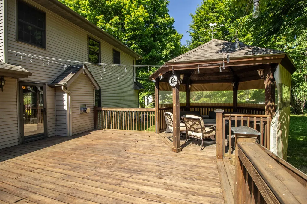 5090 W Frances Road Vienna Charter Township MI 48420
