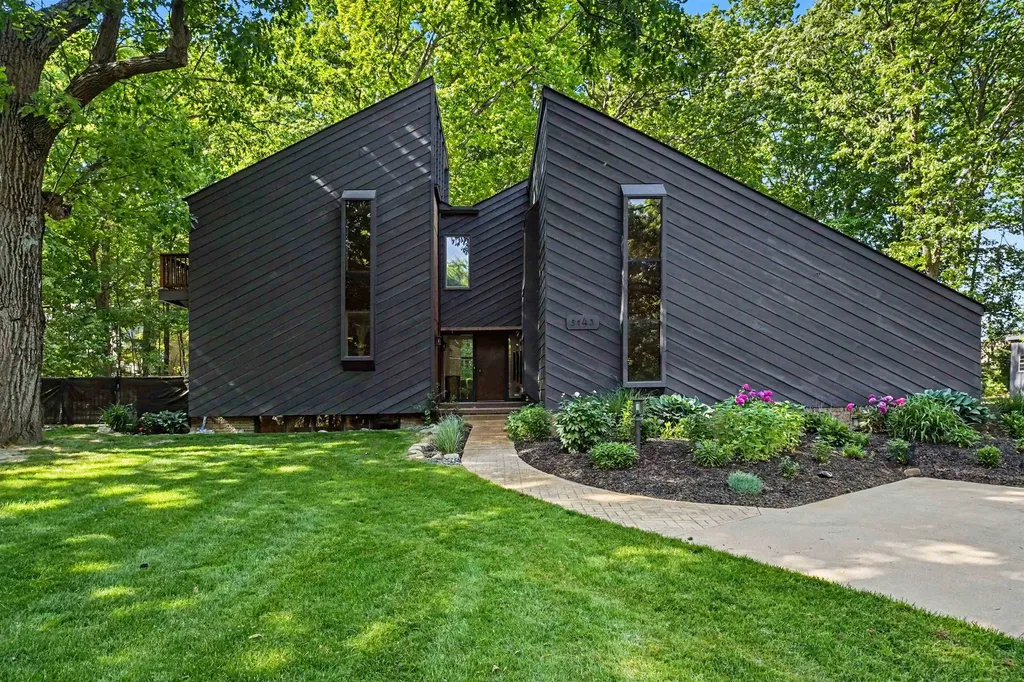 5143 Green Meadows Road Grand Blanc Charter Township MI 48439