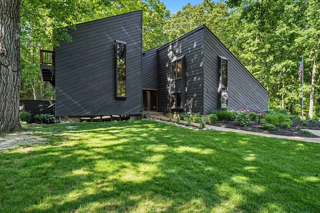 5143 Green Meadows Road Grand Blanc Charter Township MI 48439