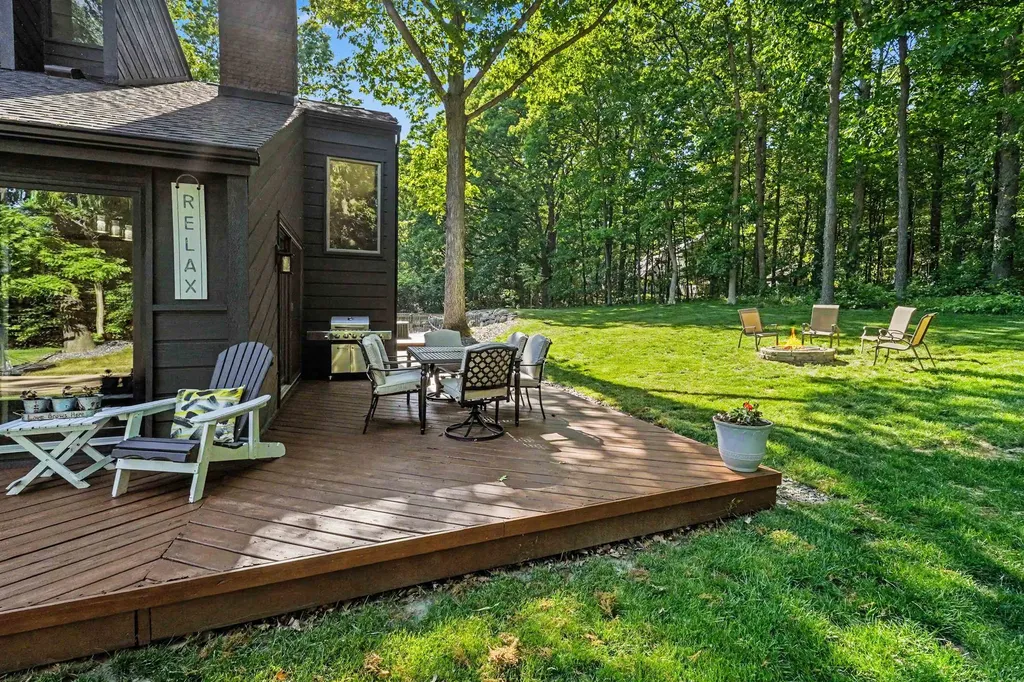 5143 Green Meadows Road Grand Blanc Charter Township MI 48439