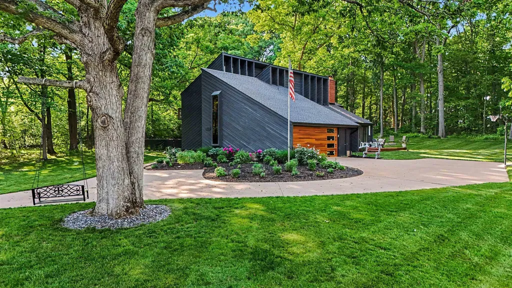 5143 Green Meadows Road Grand Blanc Charter Township MI 48439