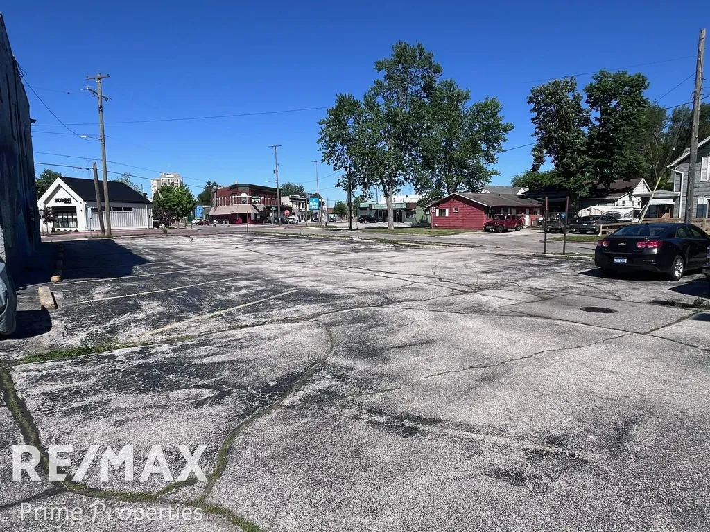 731 Gratiot Avenue Saginaw City MI 48602