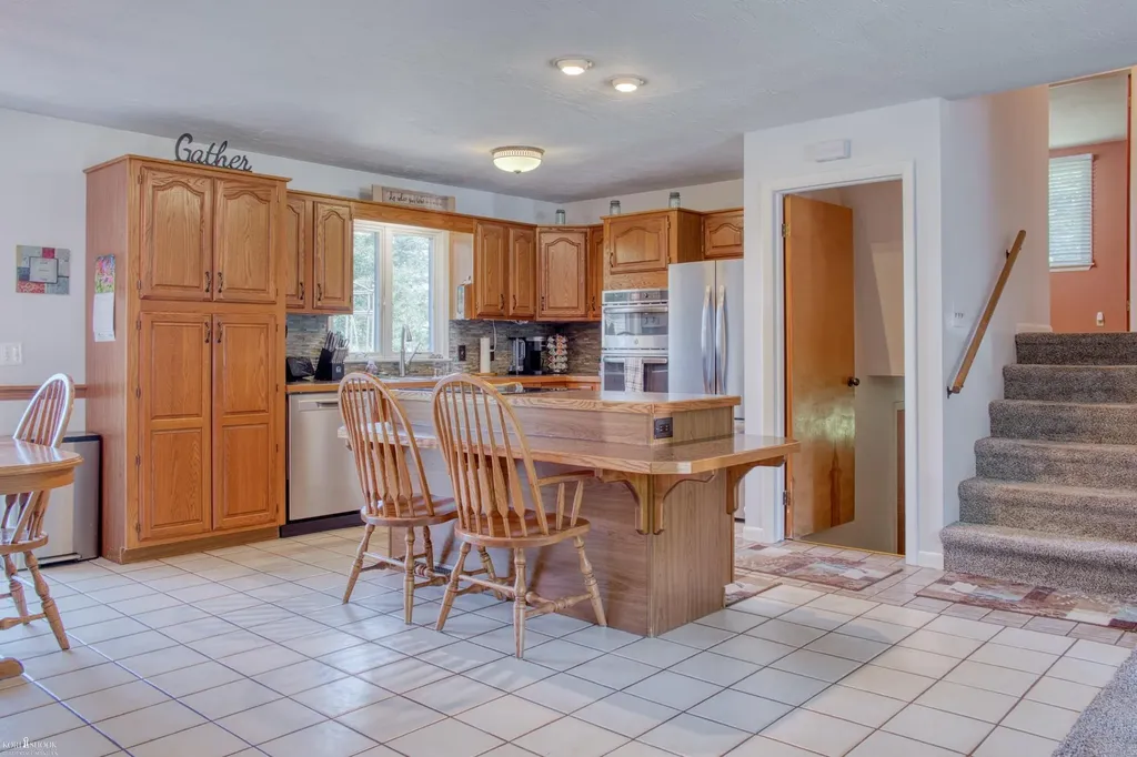 1300 W Hibbard Road Owosso Charter Township MI 48867