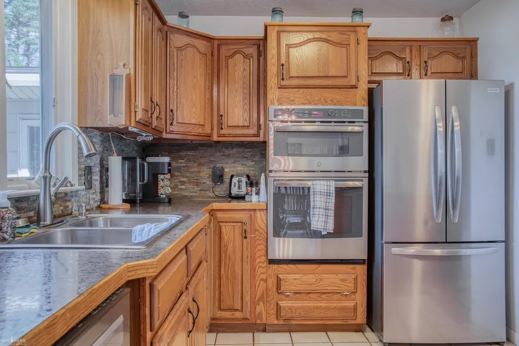 1300 W Hibbard Road Owosso Charter Township MI 48867