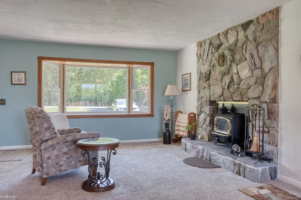 1300 W Hibbard Road Owosso Charter Township MI 48867