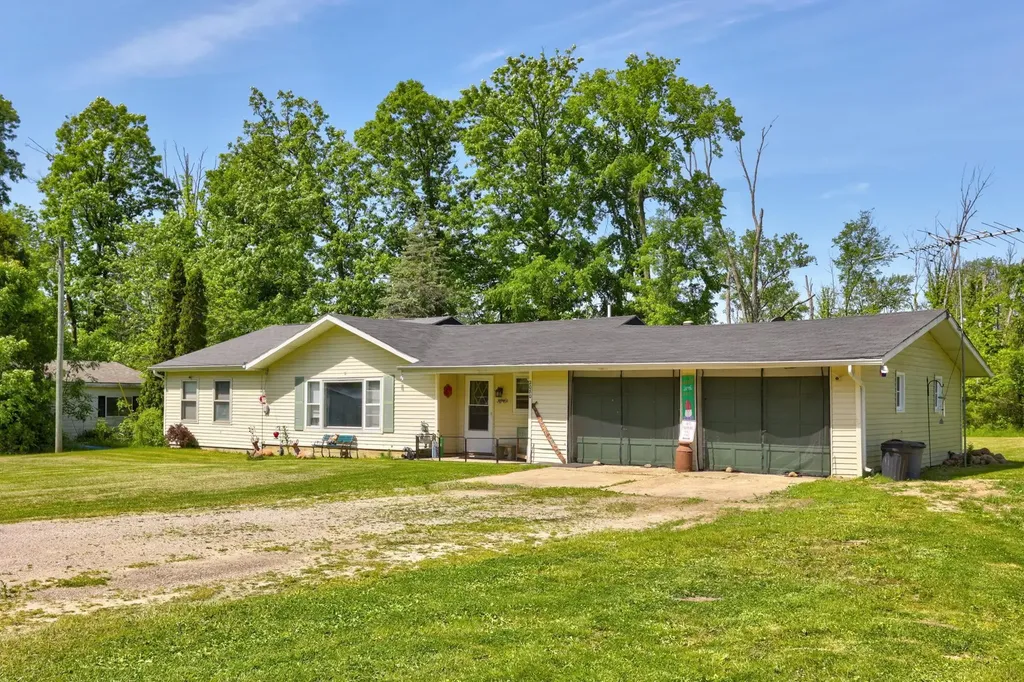 2080 S Sheridan Road Juniata Township MI 48723