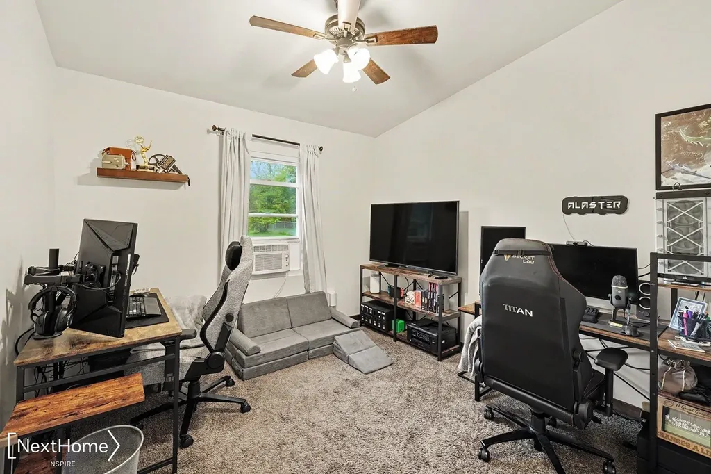 6183 Springdale Boulevard Grand Blanc Charter Township MI 48439