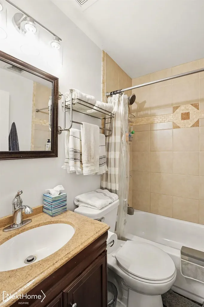 6183 Springdale Boulevard Grand Blanc Charter Township MI 48439