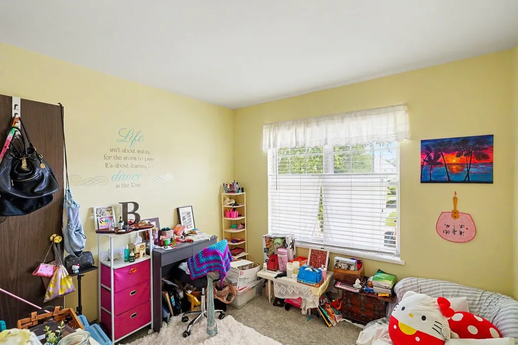 39762 Village Wood Circle Novi City MI 48375