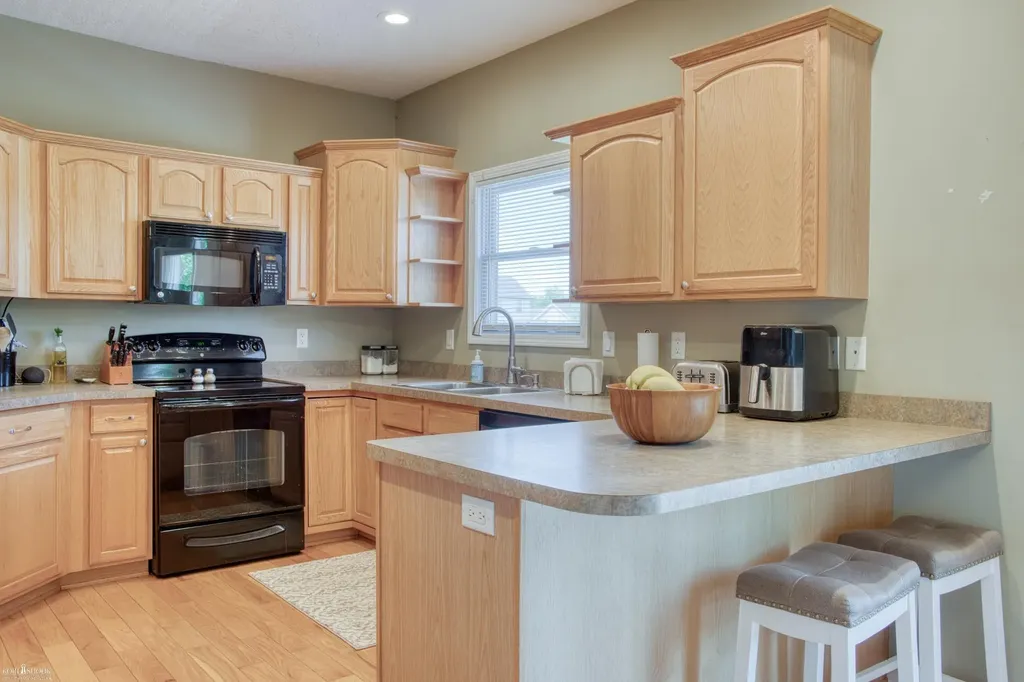 607 Doyle Road Laingsburg City MI 48848