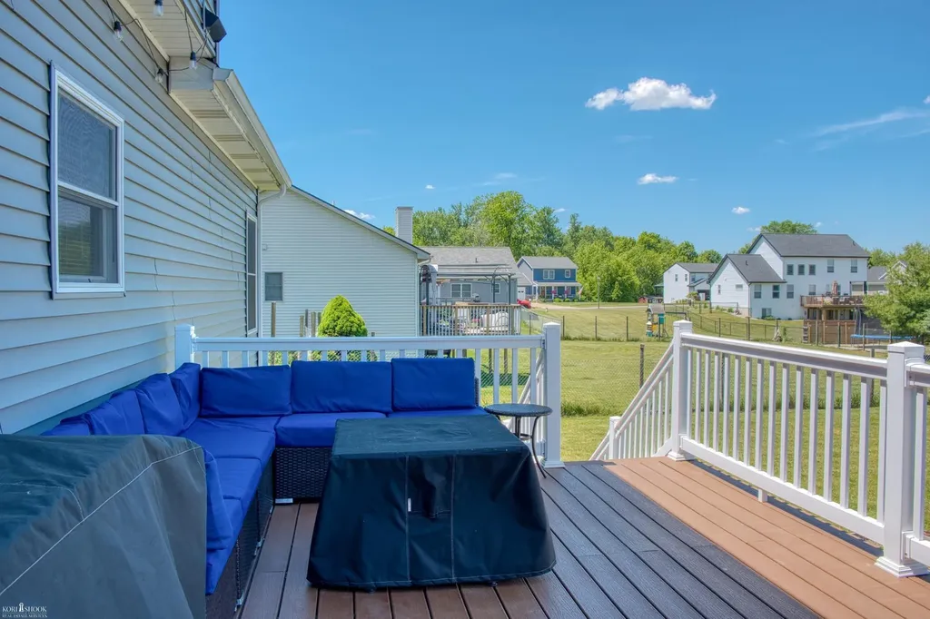 607 Doyle Road Laingsburg City MI 48848