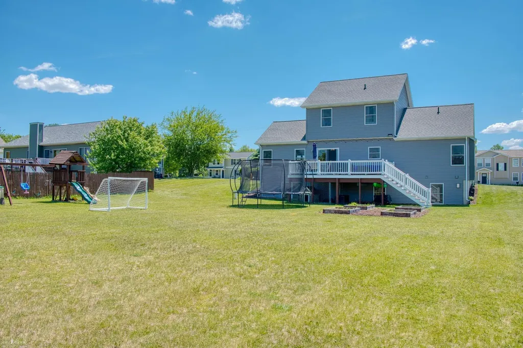 607 Doyle Road Laingsburg City MI 48848