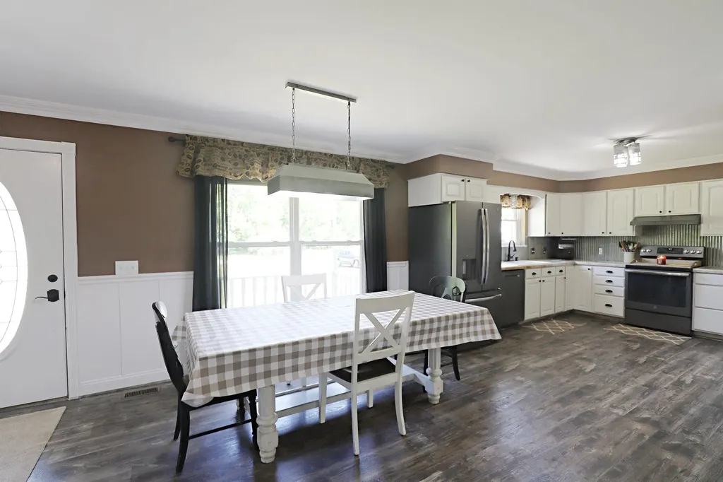 6285 Chicago Road Mt. Morris Township MI 48433