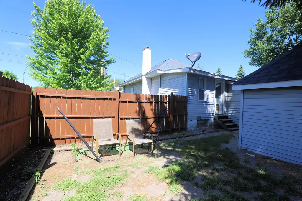 401 S Main Street Chesaning Village MI 48616