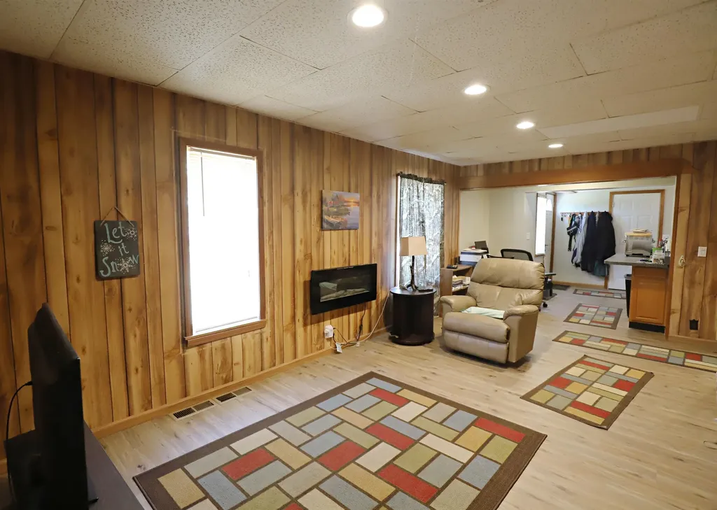 401 S Main Street Chesaning Village MI 48616