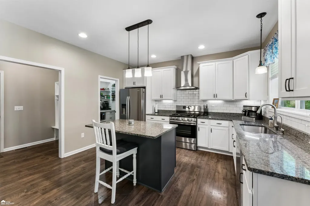 9252 Hidden Oaks Drive Grand Blanc Charter Township MI 48439