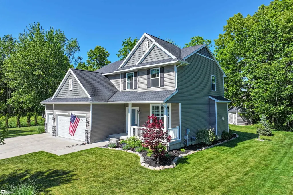 9252 Hidden Oaks Drive Grand Blanc Charter Township MI 48439