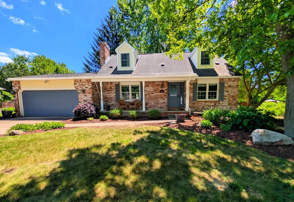 1536 Suzanne Court Flushing City MI 48433