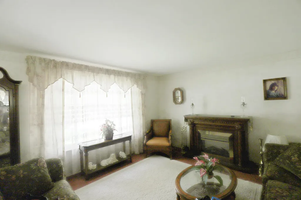 3306 Woodvalley Drive Flushing Charter Township MI 48433