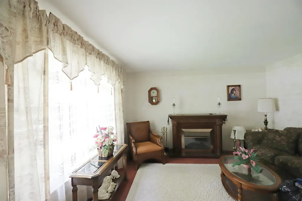 3306 Woodvalley Drive Flushing Charter Township MI 48433