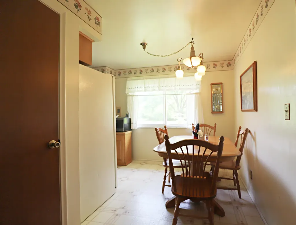 3306 Woodvalley Drive Flushing Charter Township MI 48433