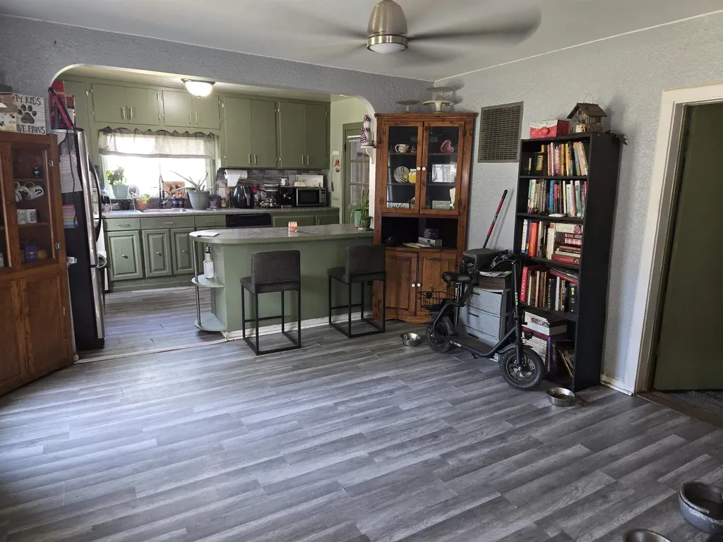 511 Lockwood Street Chesaning Village MI 48616