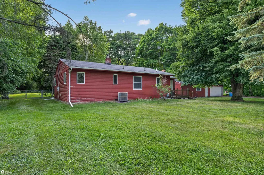 1444 S Genesee Road Burton City MI 48509