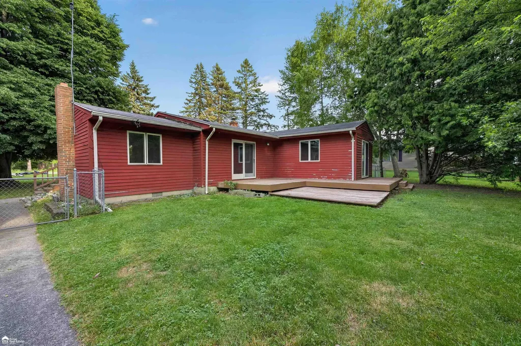 1444 S Genesee Road Burton City MI 48509