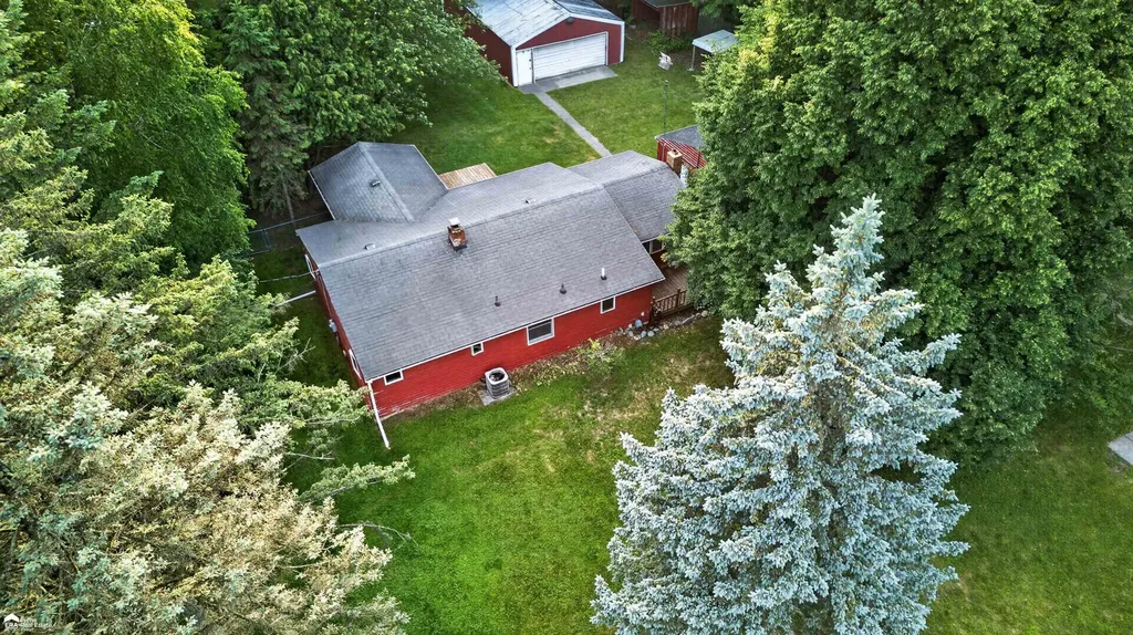 1444 S Genesee Road Burton City MI 48509