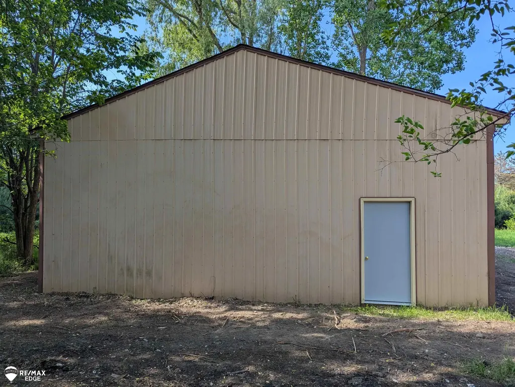 6283 Hart Lake Road Otter Lake Village MI 48464