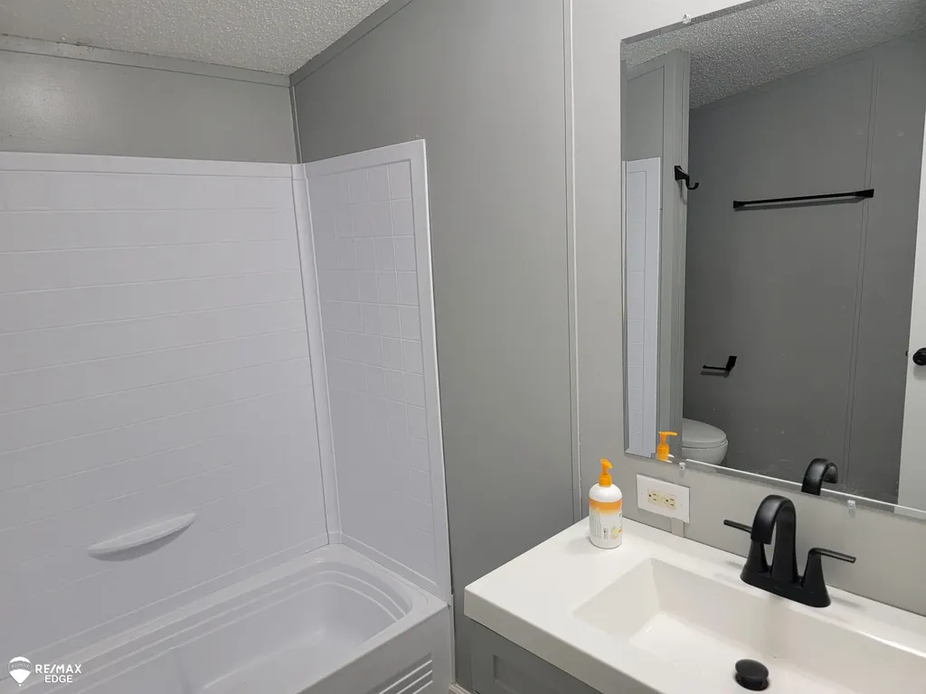 6283 Hart Lake Road Otter Lake Village MI 48464