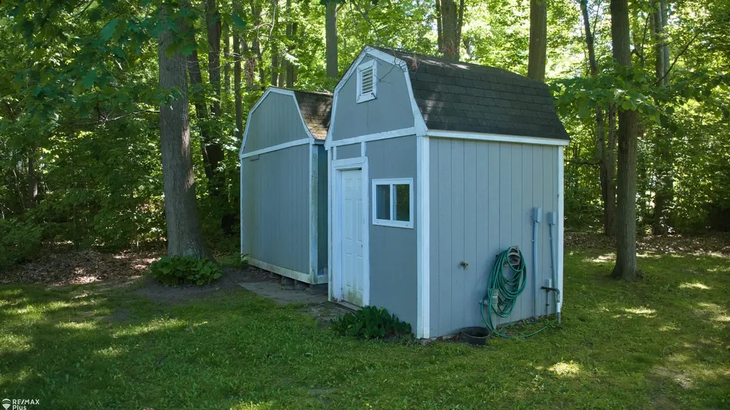 1926 New Rochelle Drive Elba Township MI 48446