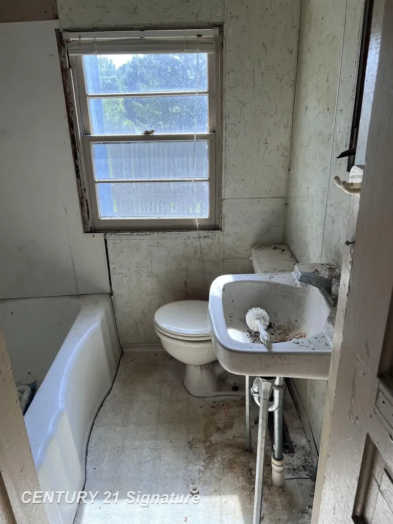3367 E Lake Road Thetford Township MI 48420