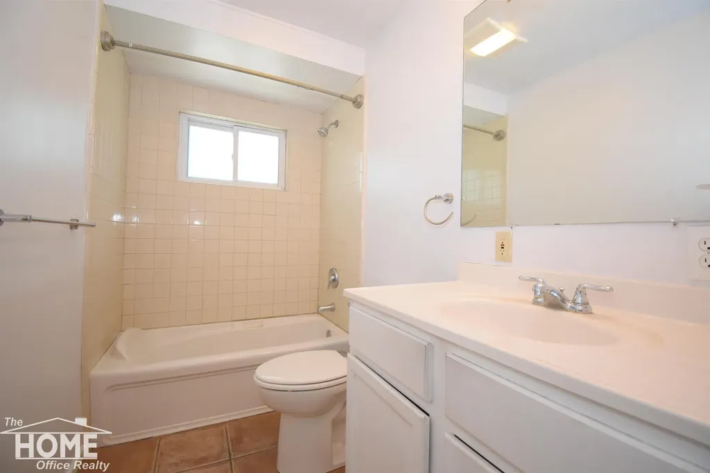 505 Wild Oak Lane Perry City MI 48872