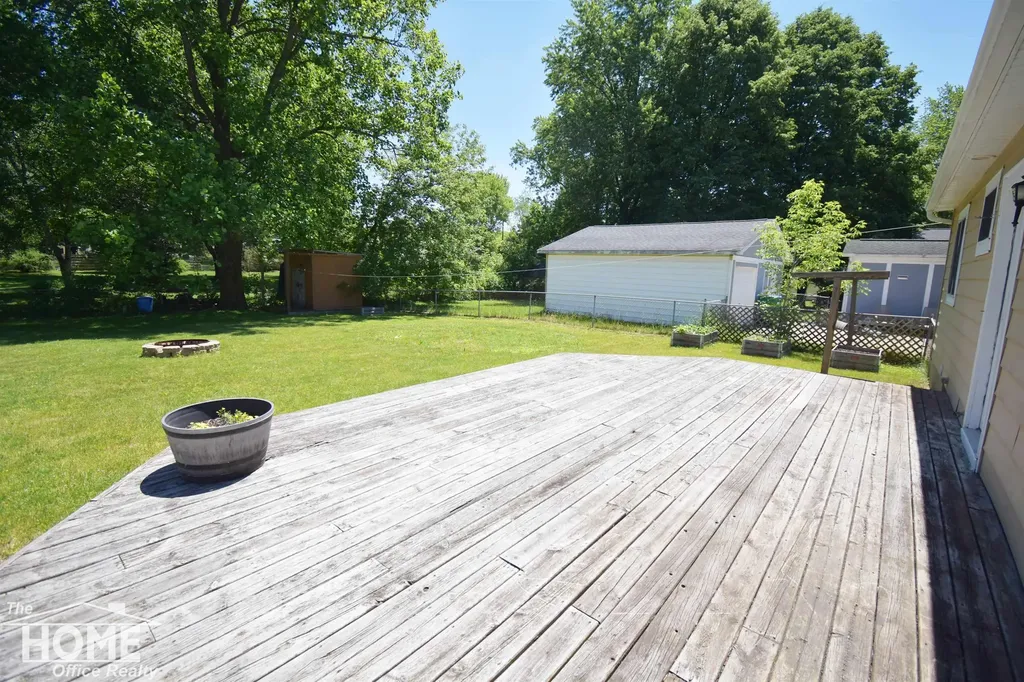 505 Wild Oak Lane Perry City MI 48872