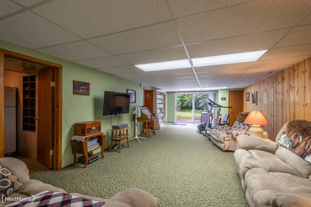 1557 W Eddy School Road Kearney Township MI 49615