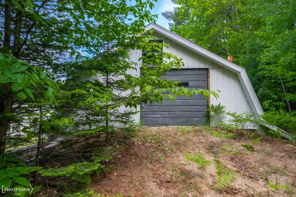 1557 W Eddy School Road Kearney Township MI 49615