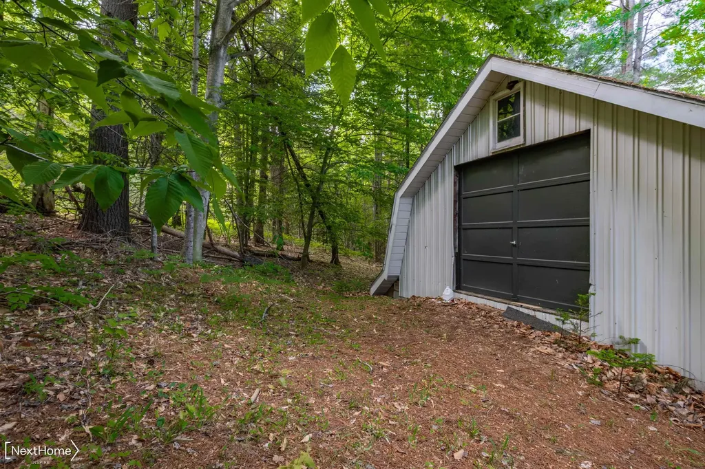 1557 W Eddy School Road Kearney Township MI 49615