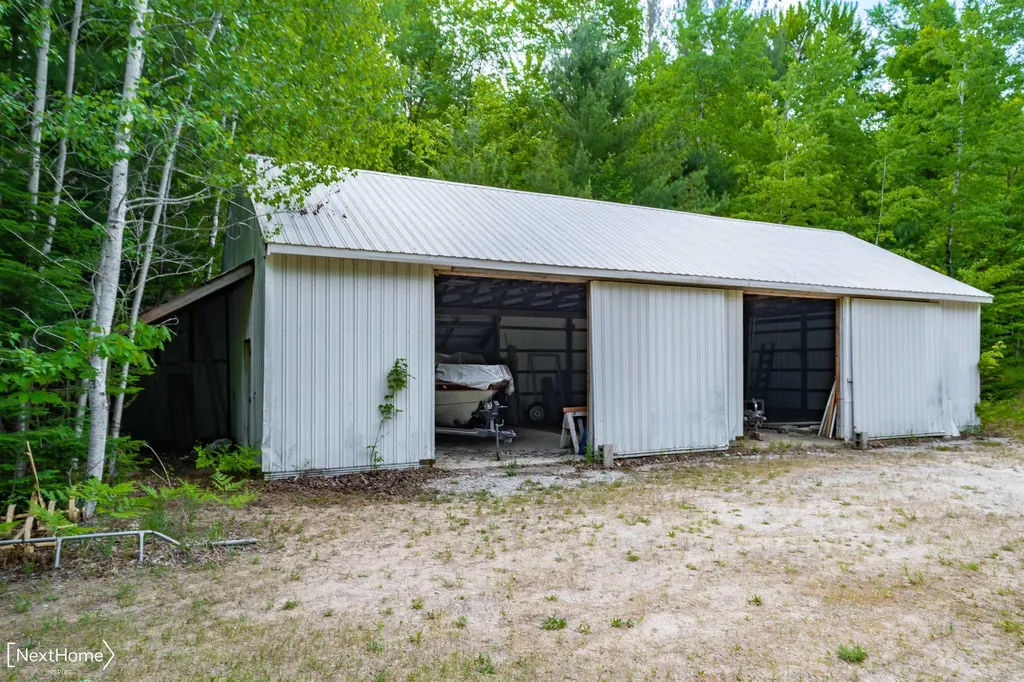 1557 W Eddy School Road Kearney Township MI 49615