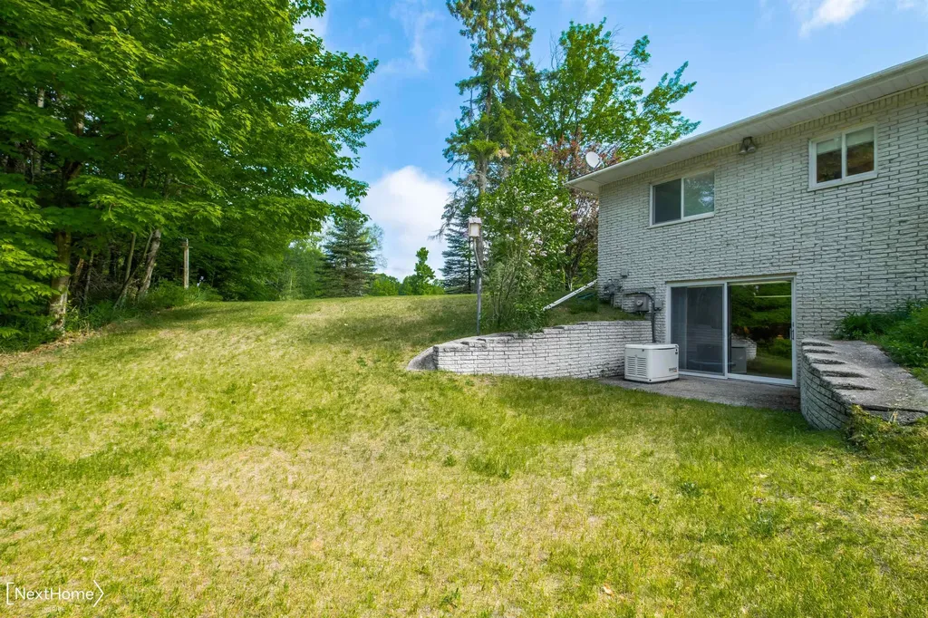 1557 W Eddy School Road Kearney Township MI 49615