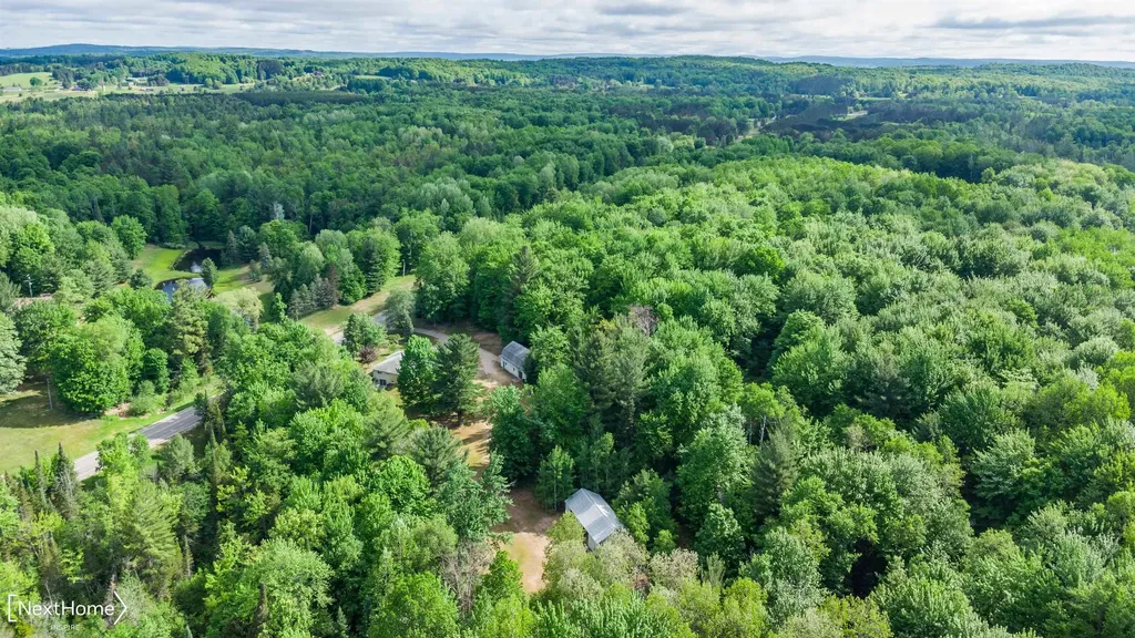 1557 W Eddy School Road Kearney Township MI 49615